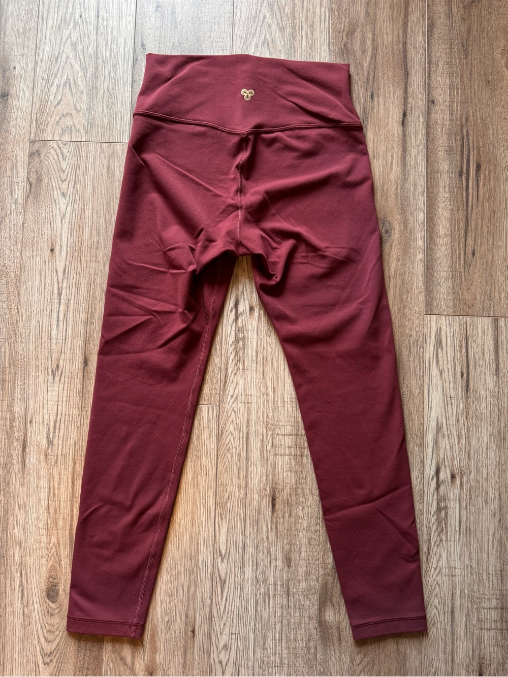 Aritzia Golden Life Cheeky Hi-Rise Legging, Spiced Burgundy Size 10